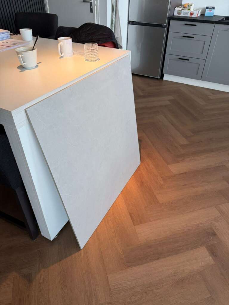 🔥 SUPERDEAL! Circa 800 m² Marmerlook Tegels 90×90 - BIEDEN! foto 3