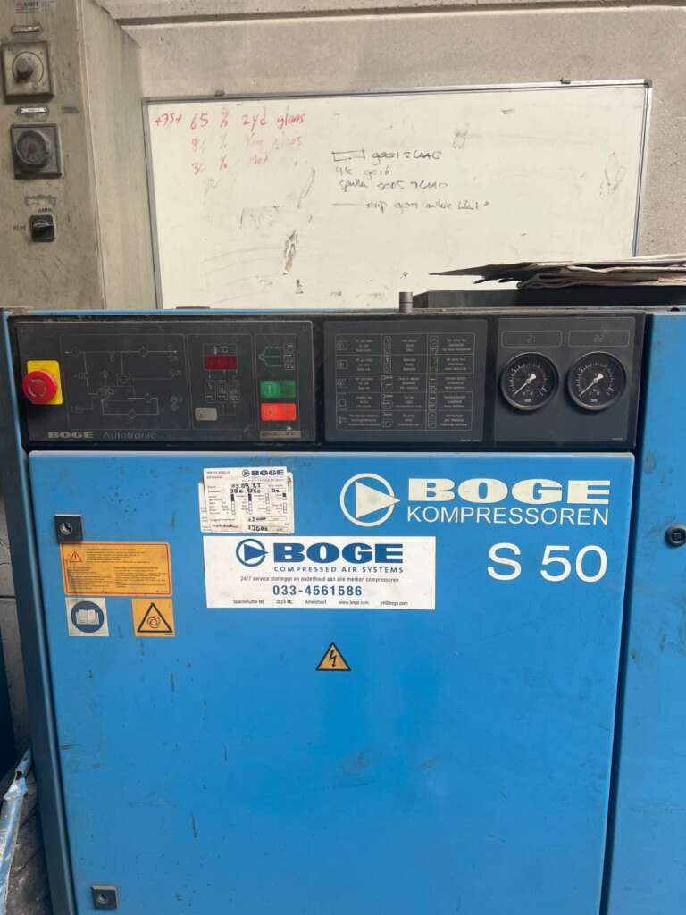 Complete set: BOGE S 50 Schroefcompressor + Droger + Ketel foto 10