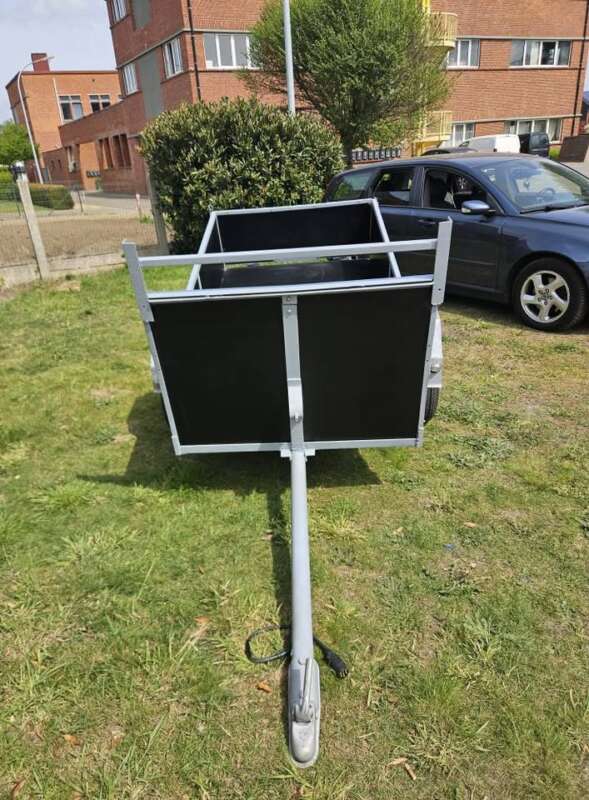 Volledig vernieuwde aanhangwagen – direct klaar voor gebruik