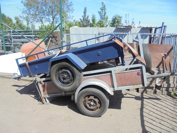 4 aanhangwagens voor opknapproject – goede assen, banden en chassis