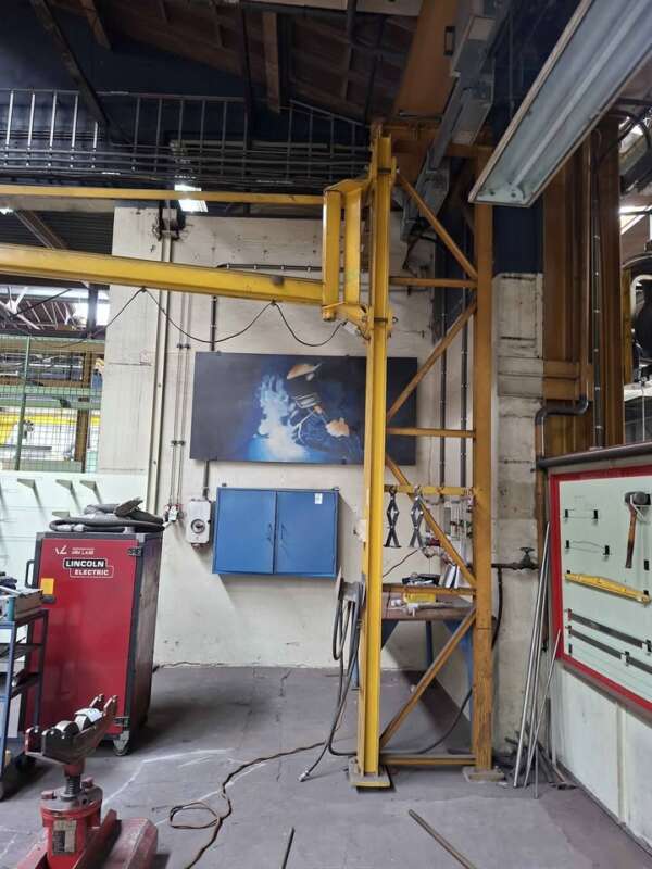 Robuuste Demag zwenkkraan 500 kg – 6 meter zwenkbereik