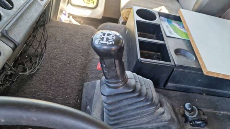 Volvo FS718 vrachtwagen met landbouwkenteken – 18 tons truck met laadklep
