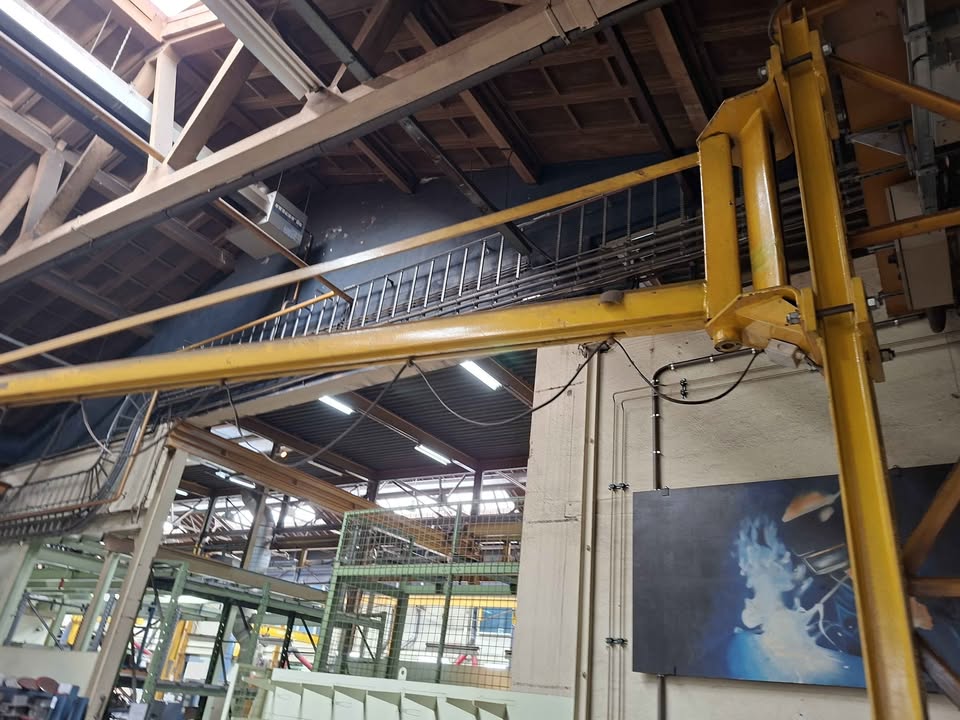 Robuuste Demag zwenkkraan 500 kg – 6 meter zwenkbereik