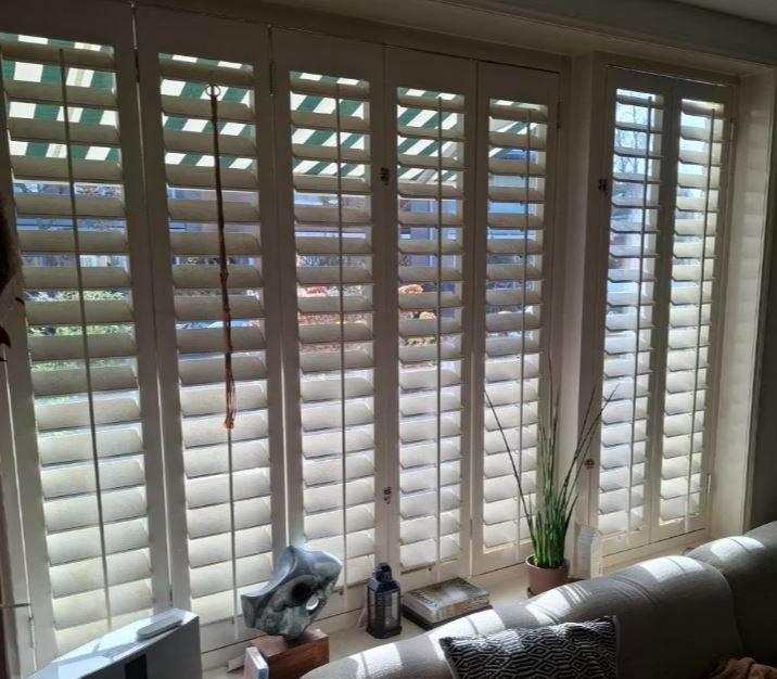 Premium custom handmade massief houten plantation shutters (2 sets beschikbaar)