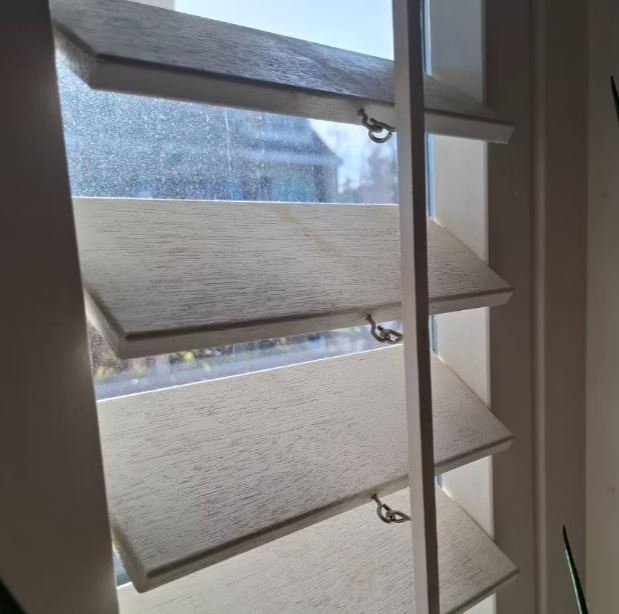 Premium custom handmade massief houten plantation shutters (2 sets beschikbaar)