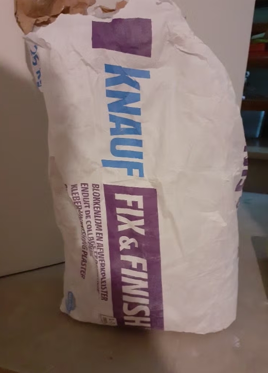Lot Knauf pleister- en voegproducten