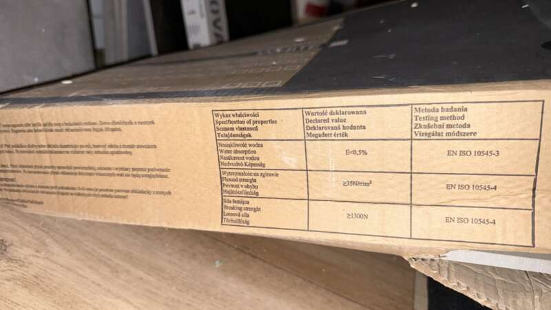 8 grijze betonlook tegels 30×60 cm en 4 stuks 60×60 foto 9